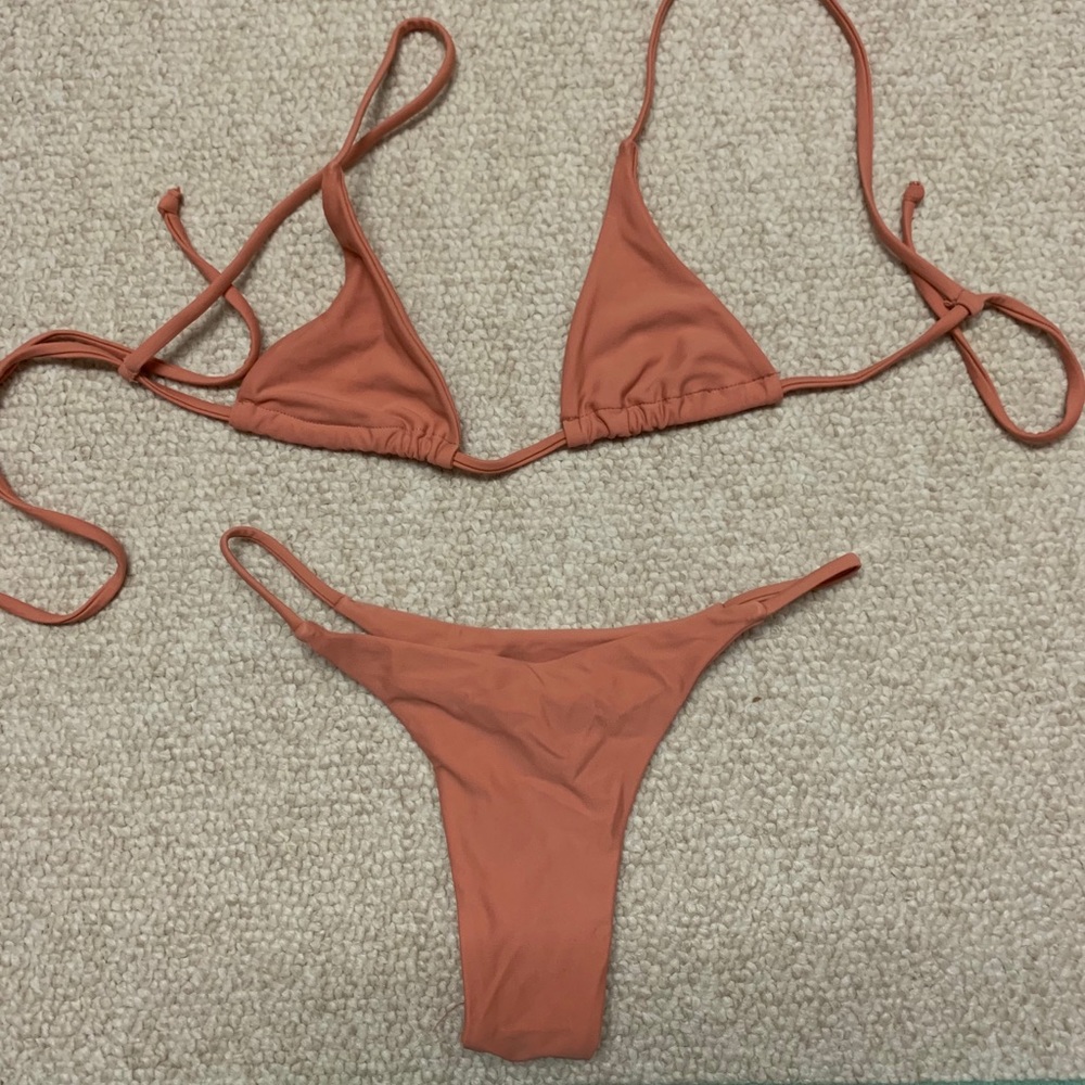 Zaful swimsuit *CHEEKY*